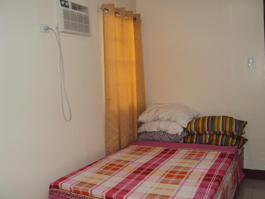 Haus Of Tubo Davao Apartment Room photo